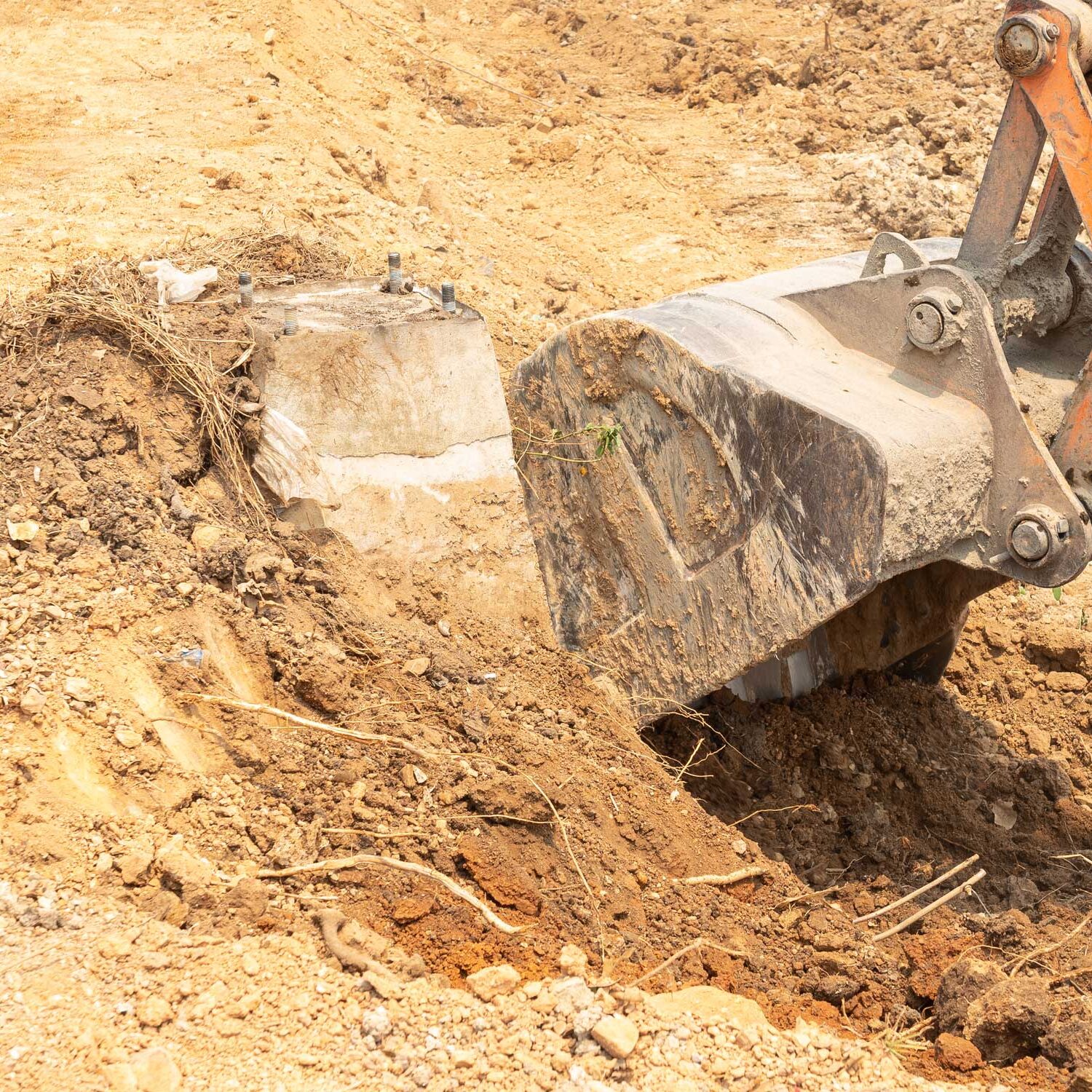dreamstime_m_179307152 Excavator
